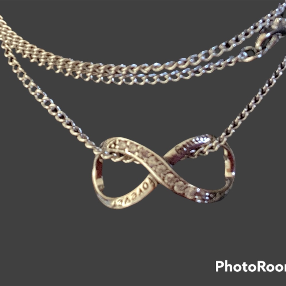 925 Silver knot charm
